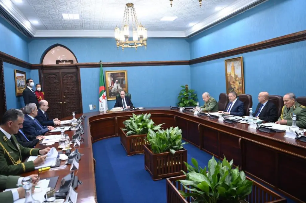 Tebboune préside une réunion du Haut Conseil de Sécurité