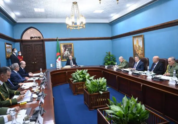 Tebboune préside une réunion du Haut Conseil de Sécurité