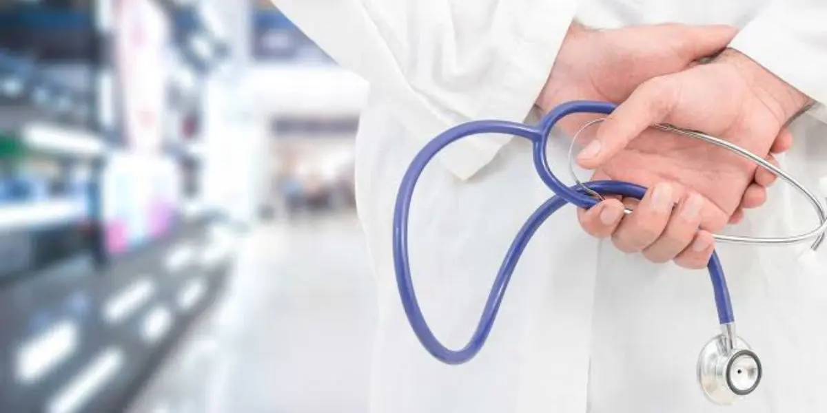 Médecins algériens : obligation pour les nouveaux spécialistes de pratiquer au Sud