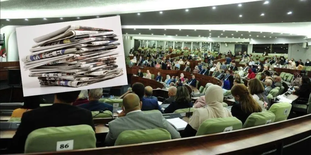 Nouvelle loi pour les médias en Algérie : adoption de mesures plus strictes