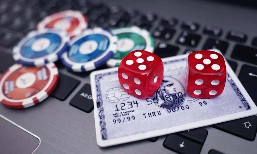 Jeu en ligne illégal en Algérie et ailleurs : quels risques ?