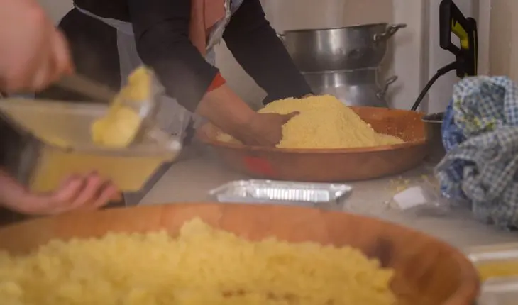 l’association “Humainement Concernés” prépare un Iftar pour 200 étudiants