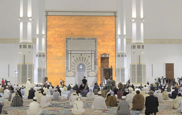 Prière du vendredi obligatoire le jour de l’Aïd ? Le ministère tranche