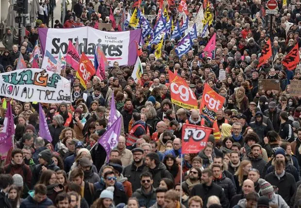 Reformes des retraites en France : quel sort pour les immigrés et les sans-papiers ?