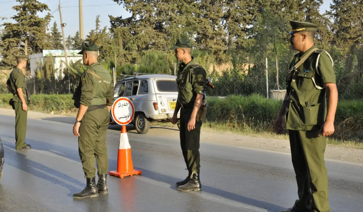 Téléphone au volant en Algérie: la GN lance un avertissement