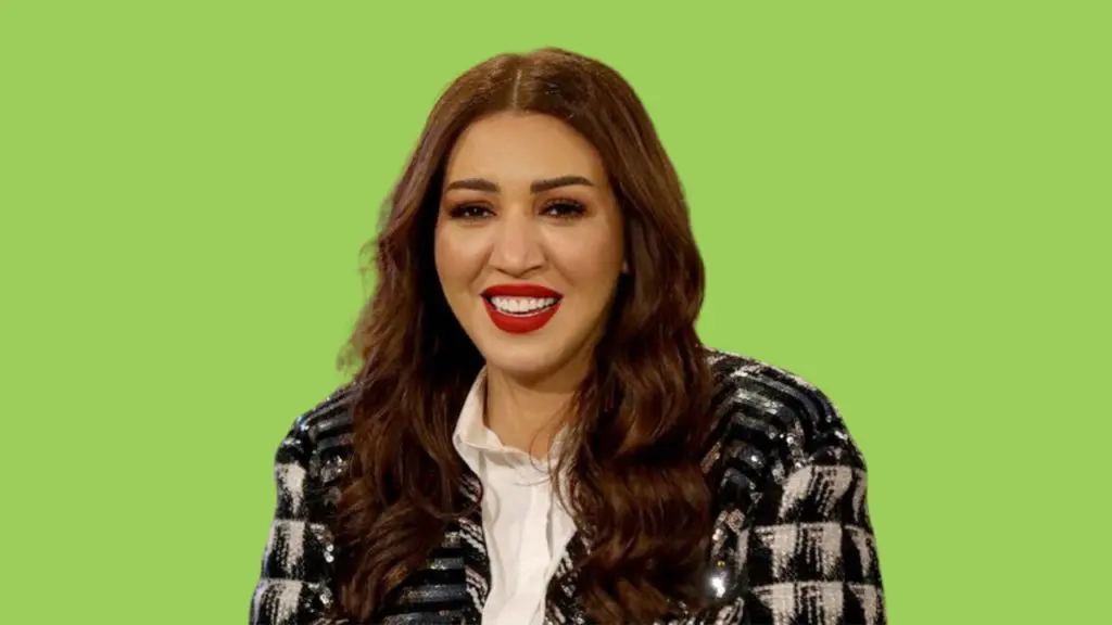 La chanteuse marocaine  Asma Lmnawar refuse de se produire en Algérie