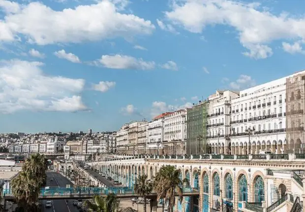Tourisme : « Alger évoque des souvenirs de Marseille », journaliste londonien