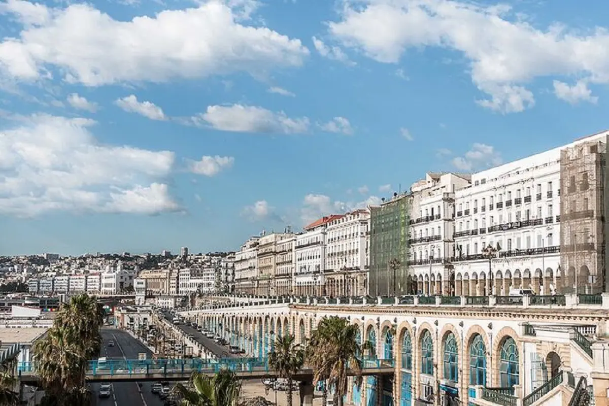 Tourisme : « Alger évoque des souvenirs de Marseille », journaliste londonien