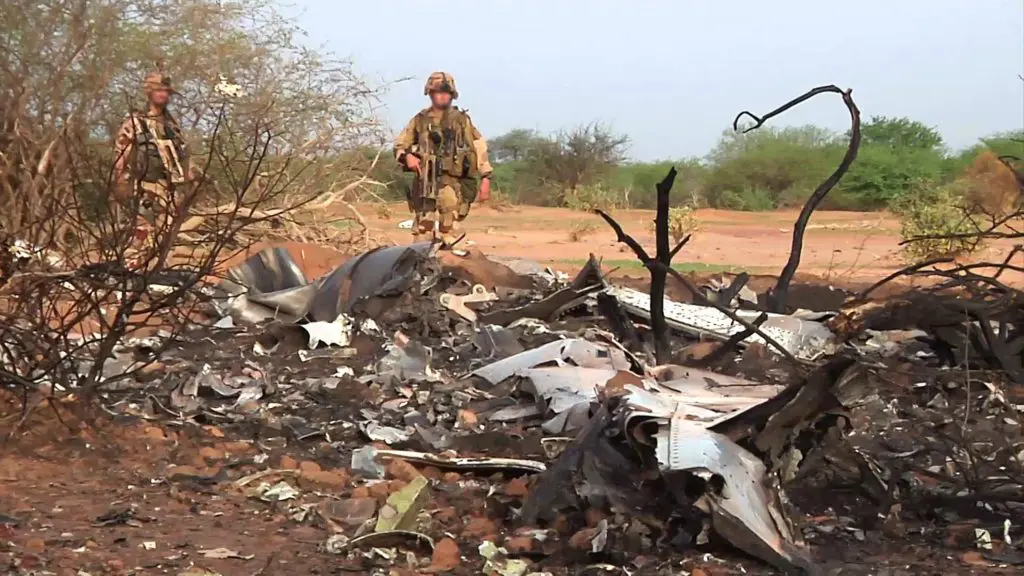 Crash d’un avion Air Algérie en 2014 : le parquet de Paris tranchera en octobre 2023