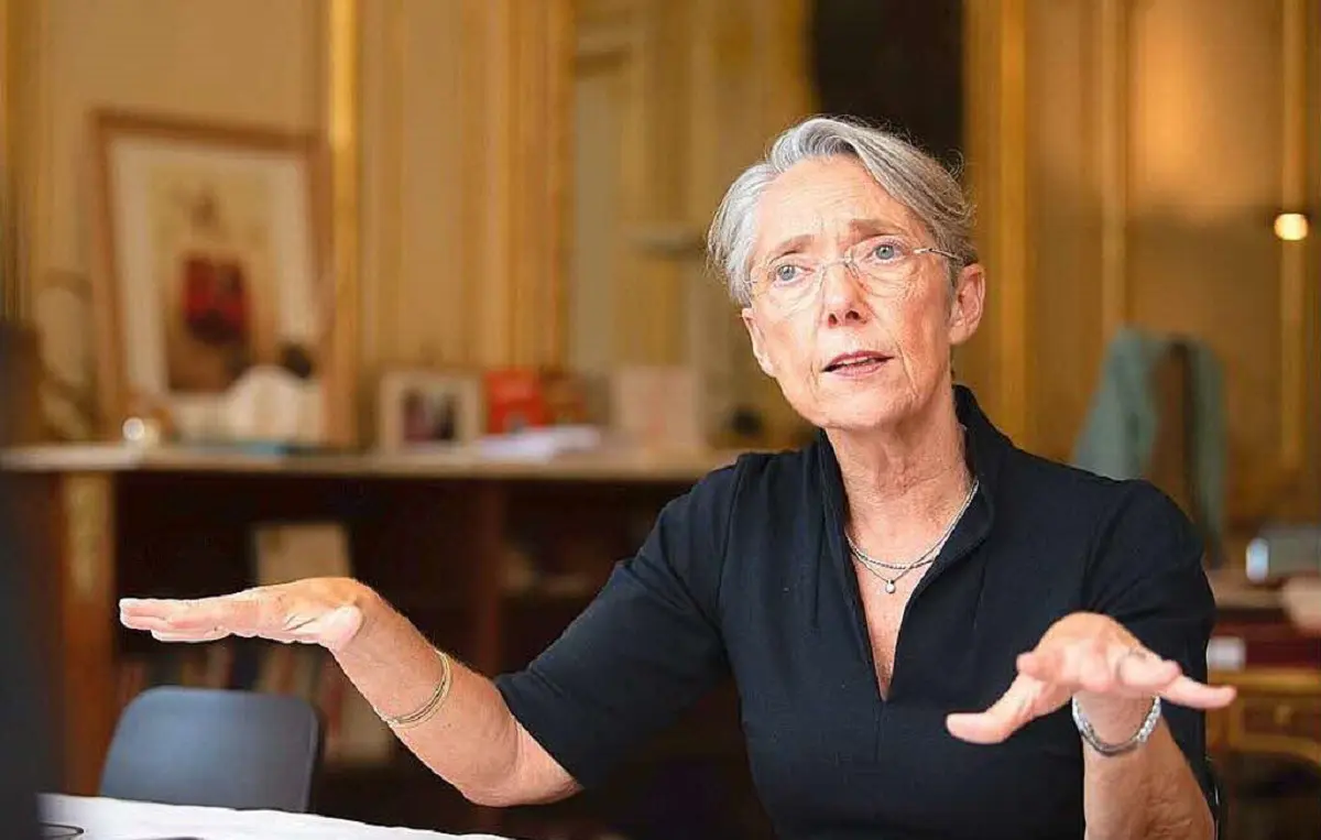 Immigration France : Élisabeth Borne repousse la nouvelle loi à l’automne