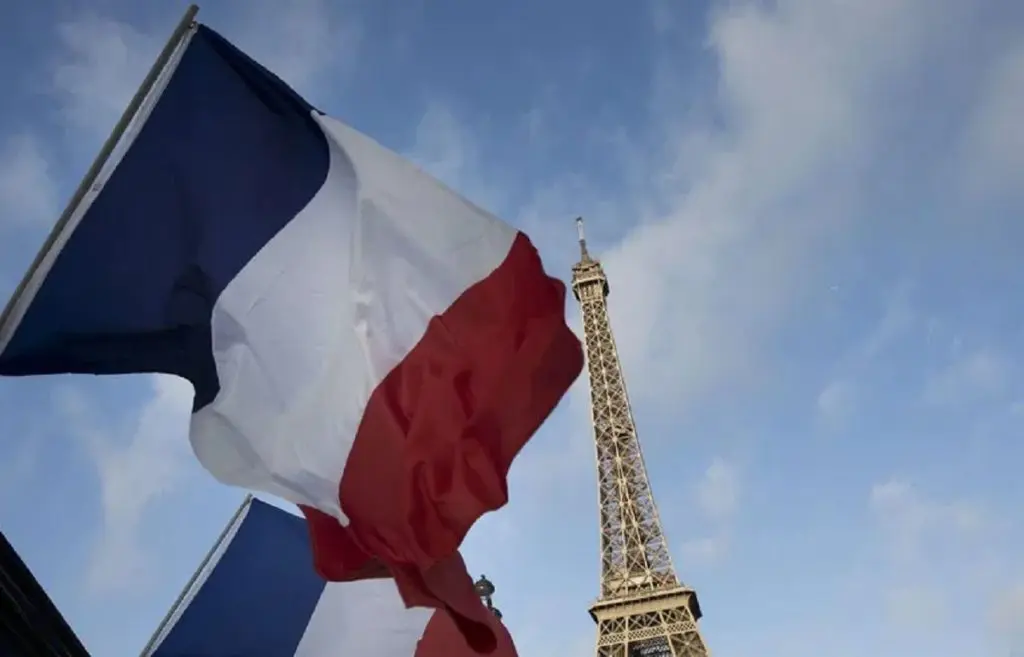 La France offre des bourses d’excellence pour les étudiants algériens