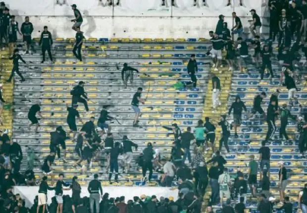 Maroc : graves incidents au stade Mohamed V causent la mort d’une jeune supportrice