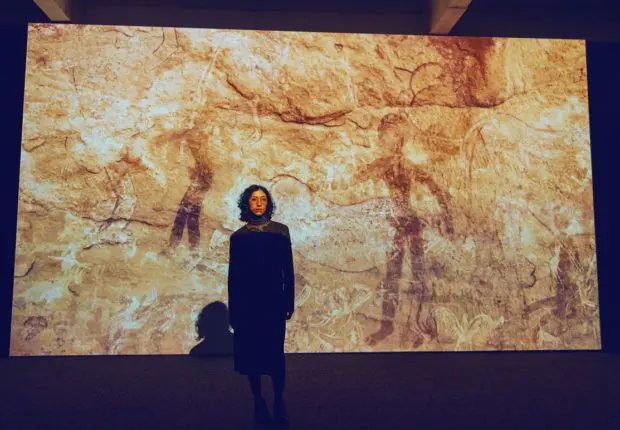 Tunisie : l&rsquo;artiste algérienne Lydia Ourahmane expose « le Tassili » à la station d’art B7L9