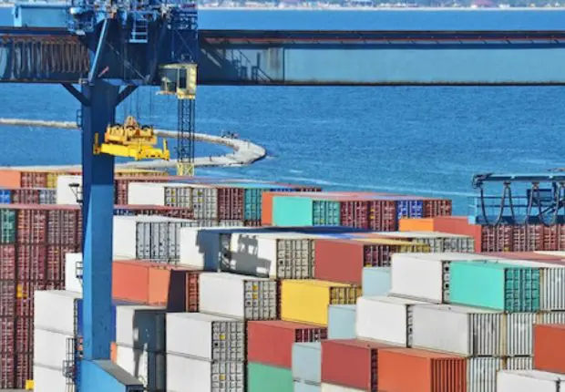 Licences d’importation – Algérie : le ministère du Commerce lève le verrou