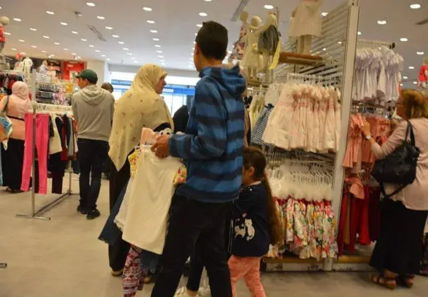 Aïd el-Fitr 2023 : l’APOCE dénonce la hausse des prix des vêtements