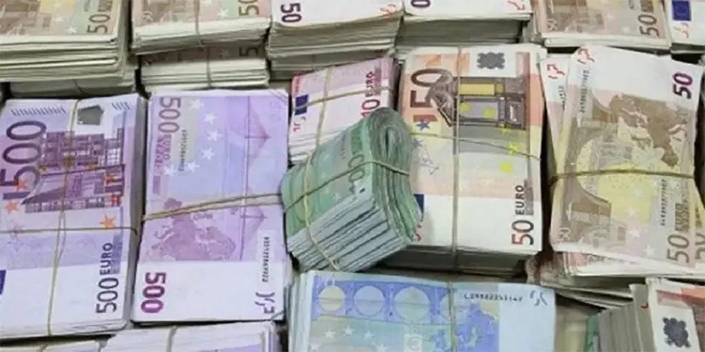 Frontières algéro-tunisienne : saisie de 10.000 euros chez un ressortissant étranger