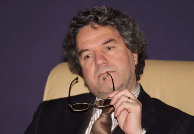 L’écrivain algérien Amin Zaoui trouve hypocrite la repentance des artistes à cause de la religion