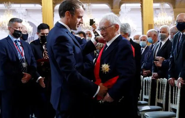 En guise de reconnaissance, la France indemnise des milliers de Harkis