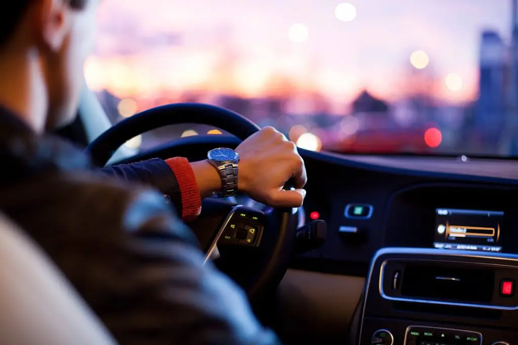 Il viole et séquestre une jeune femme, un chauffeur de VTC arrêté