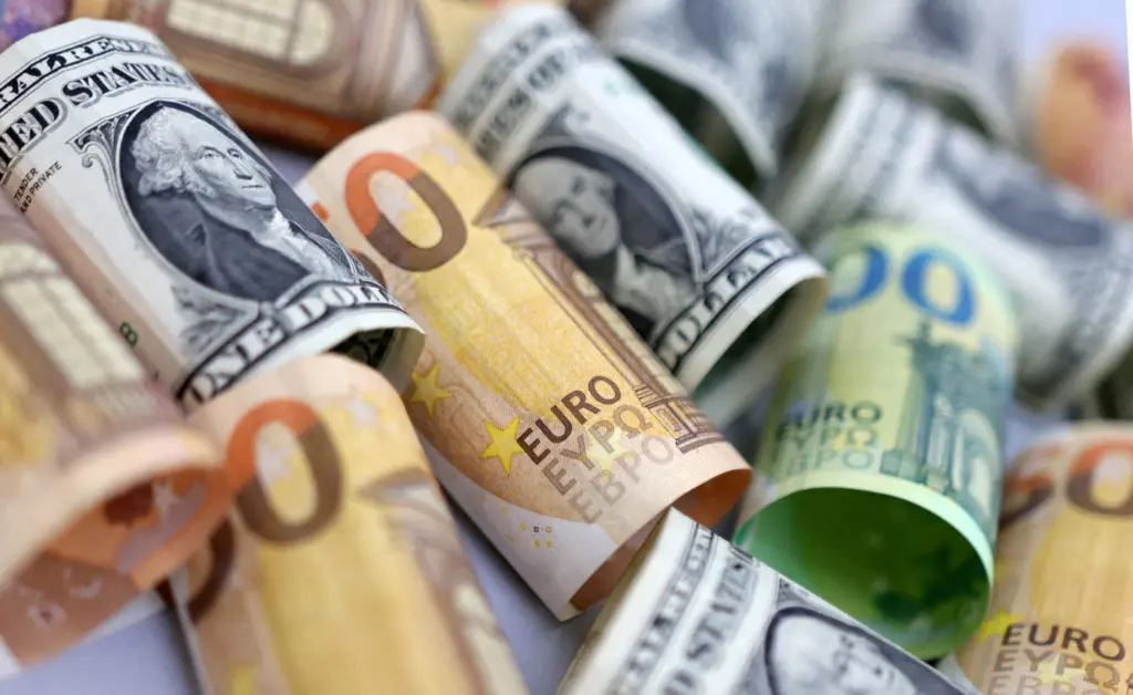 Cotations : cours de change du dinar algérien en Banque et au marché noir ce 21 mai