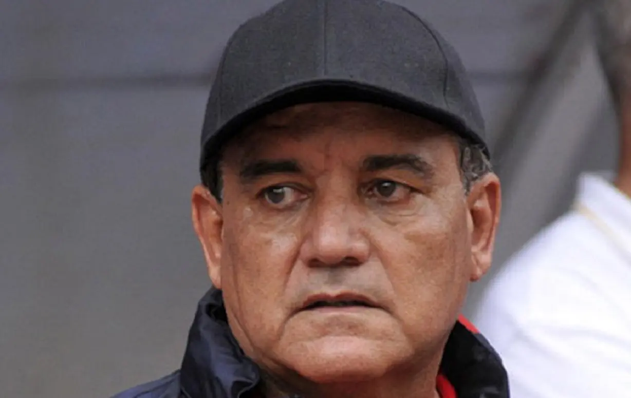 JS Kabylie : Hamdi remercié, Bouzidi lui succède
