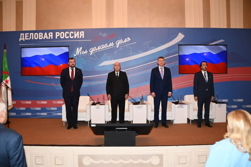 Exportations hors hydrocarbures en 2023, Tebboune affiche les ambitions de l’Algérie depuis Moscou