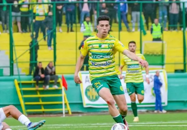 Match JSK – MCA : le slalom impressionnant de Boualia, la toile s’enflamme (vidéo)