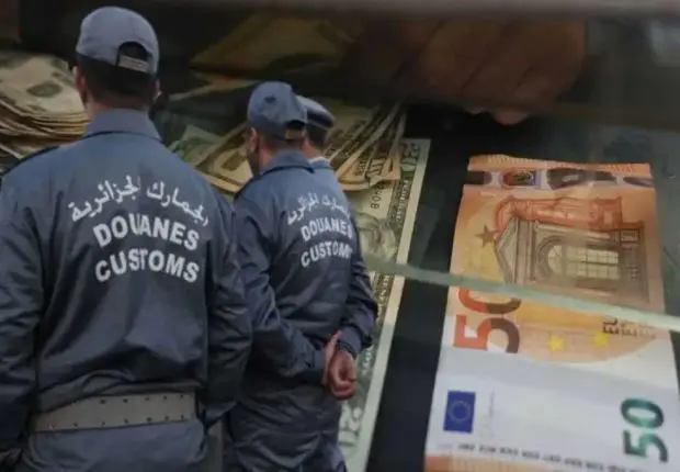 Déclaration de devises, voyages en Algérie : les mises en garde de la douane