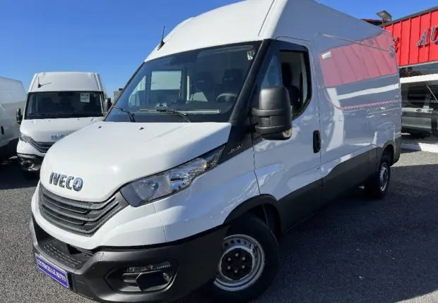 Après Fiat, un autre constructeur italien veut s&rsquo;installer en Algérie