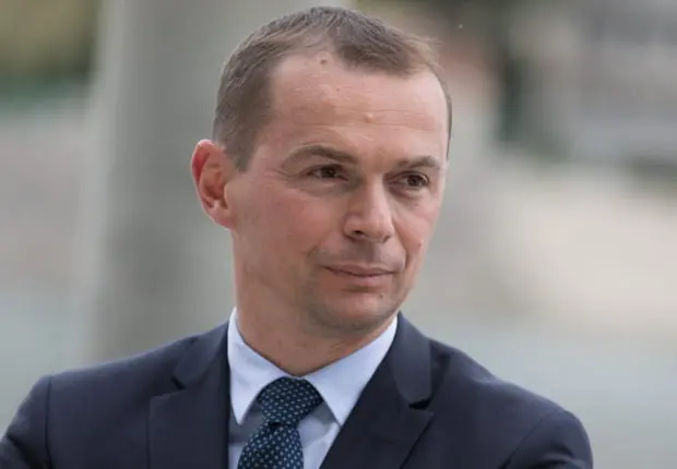 « La France ne fonctionnerait pas sans l’immigration » ministre du Travail français