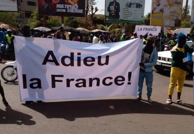 Après l&rsquo;Algérie, le Mali donne un nouveau coup de semonce à la langue française