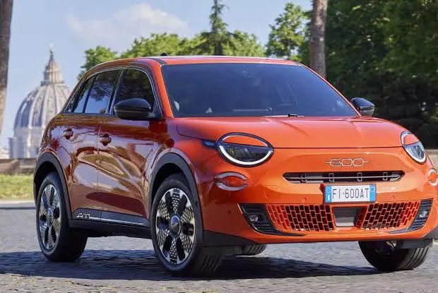 Fiat dévoile deux nouveautés : la 600e et la Topolino
