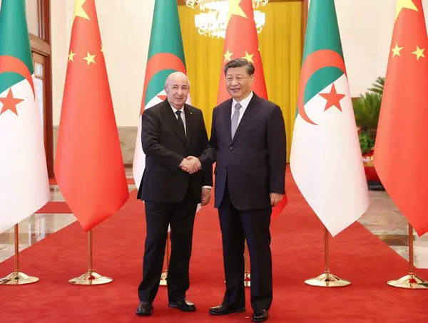 Algérie – Chine : 19 accords et mémorandums signés à Pékin