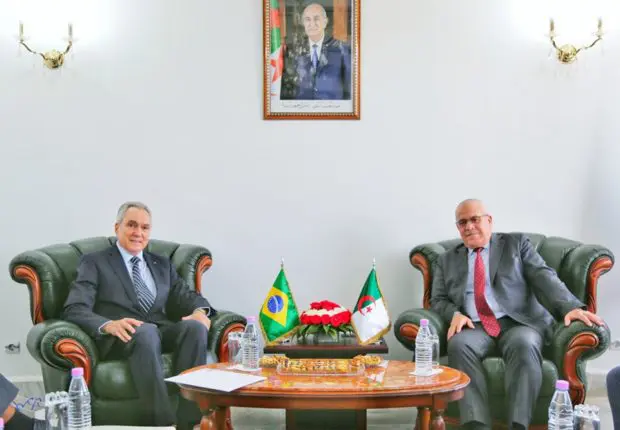 Renforcement de la coopération dans le secteur des transports entre l’Algérie et deux autres pays