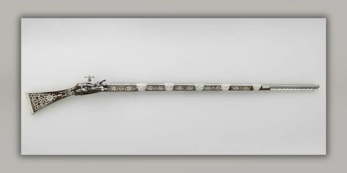 L’ambassade d’Algérie à Berne (Suisse) récupère un fusil du 19e siècle