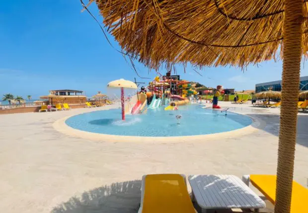 Des vacances à 900.000 DA : la facture salée d&rsquo;une famille au complexe Zina Beach de Mostaganem
