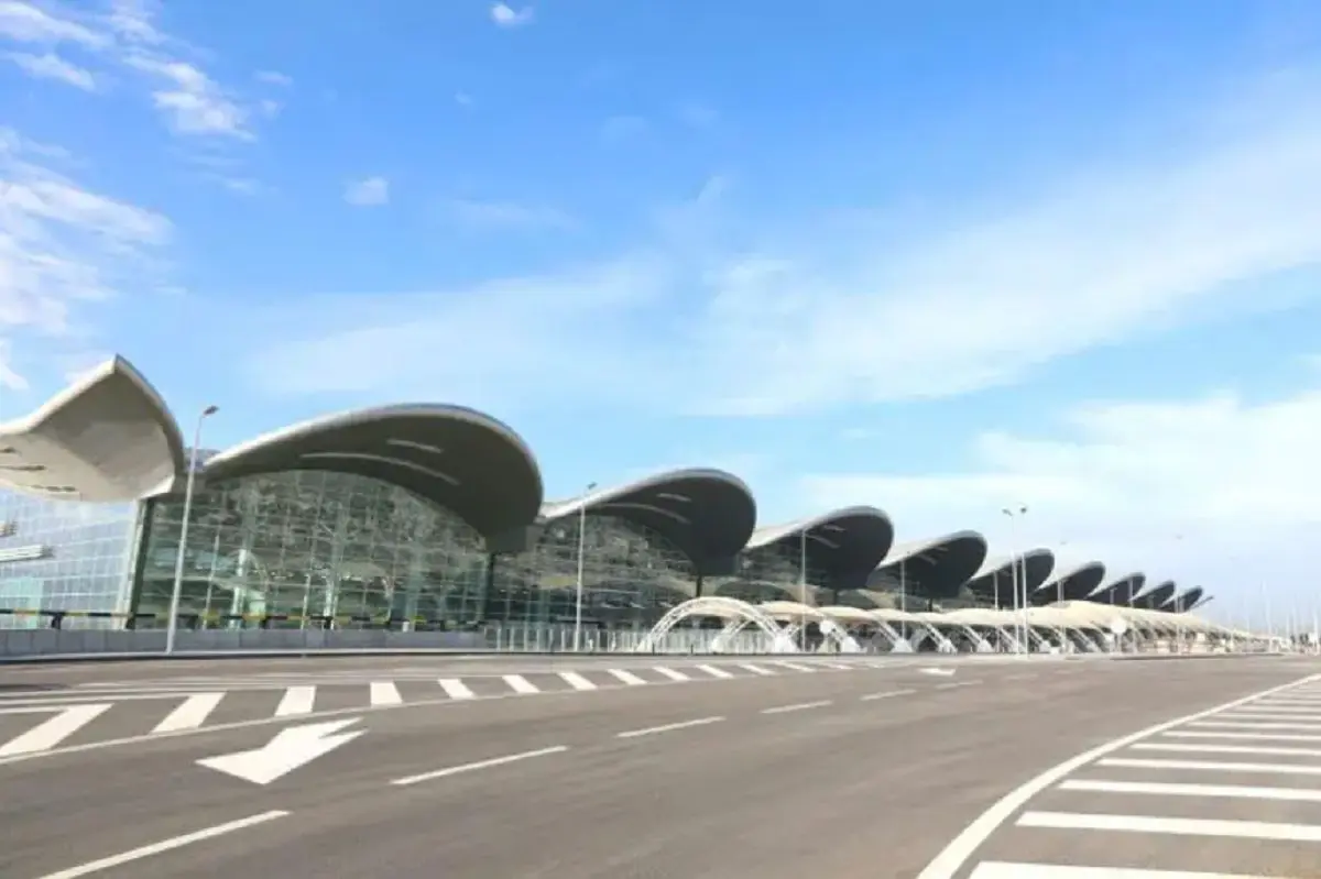 L’aéroport international d’Alger inaugure une nouvelle piste d’atterrissage