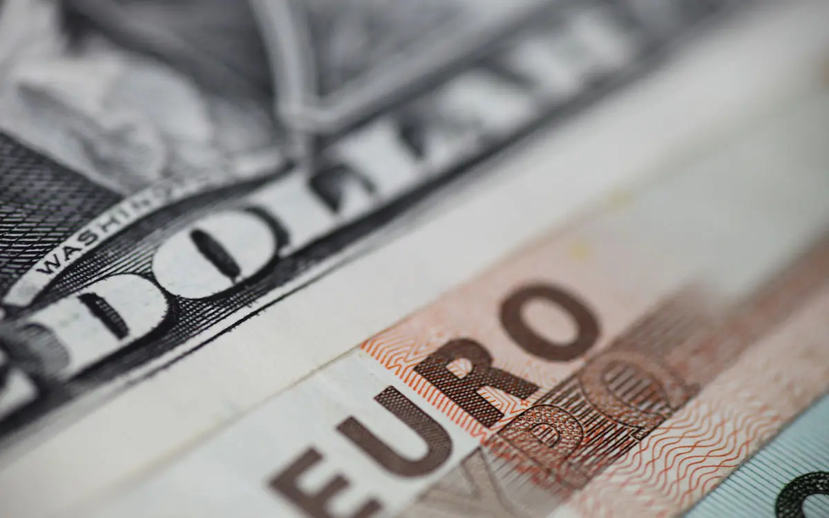 Taux de change du dinar algérien en Banque et au marché informel ce dimanche 17 juillet