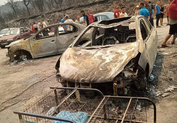 INCENDIES EN ALGÉRIE : le dernier bilan officiel fait état de 34 morts (ministère de l’Intérieur)