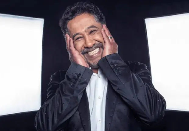 « J&rsquo;ai vu et connu le racisme dans ma famille », Cheb Khaled se confie sur son enfance