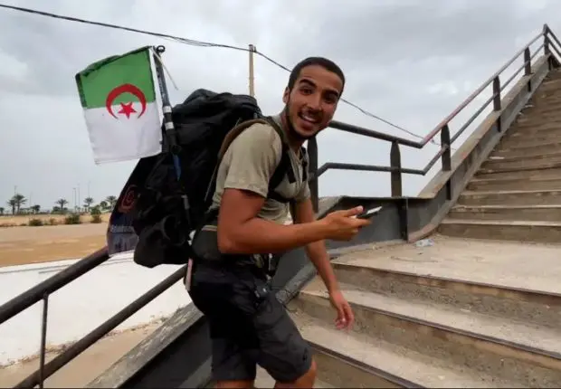 Après plus de 230 jours de marche à pied depuis l’Algérie, Mehdi Debbrah arrive enfin en France