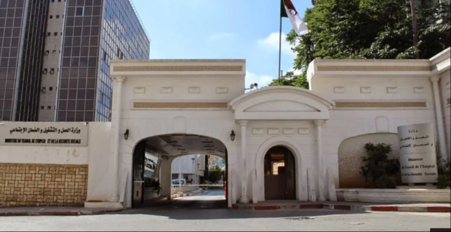 Changement des horaires de travail dans 20 wilayas du pays pour cet été 2023