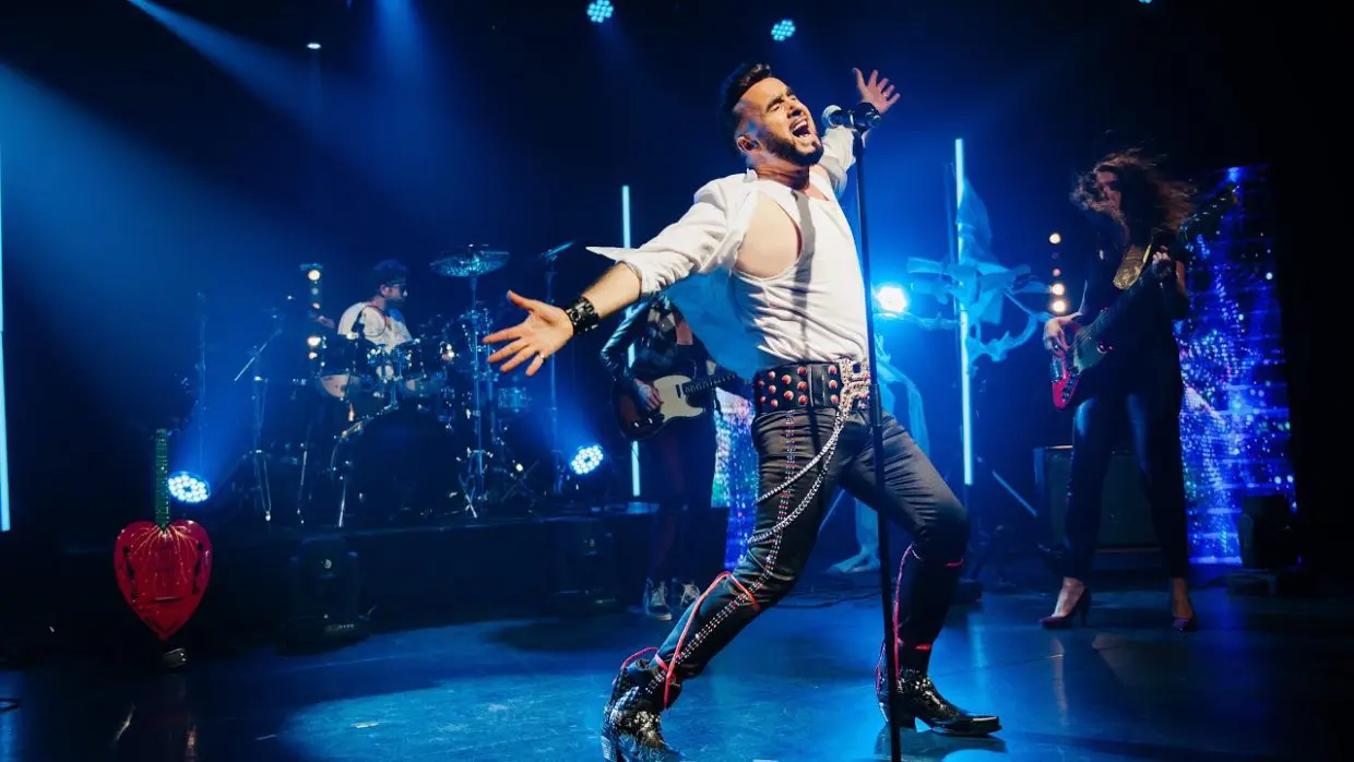 Takfarinas dévoile la date de son concert exceptionnel au stade d’Azazga