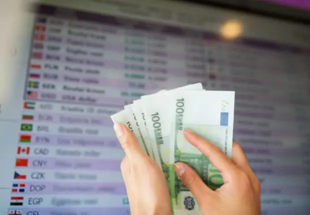 Top 10 des devises africaines les plus fortes : où se situe le Dinar algérien ?