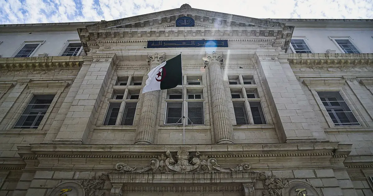 Incendies en Algérie : 12 accusés placés en détention provisoire