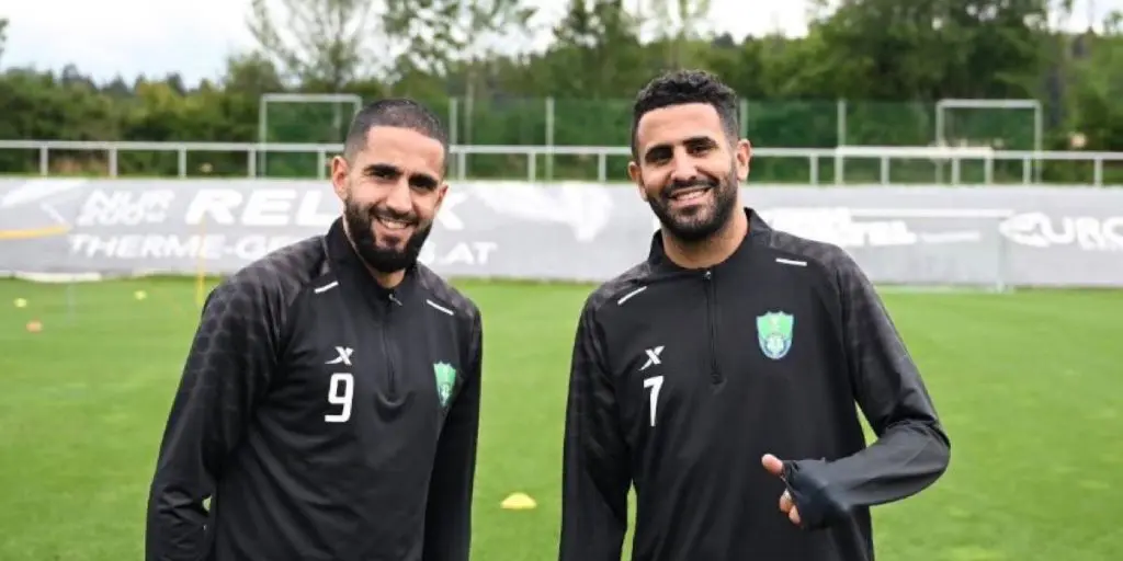 Ayant l&rsquo;intention de résilier le contrat de Boudebouz, Mahrez avertit les dirigeants d&rsquo;Al-Ahli
