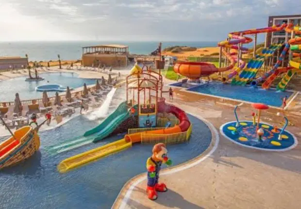 Annaba : un parc aquatique offre l’accès gratuit aux malades chroniques et aux femmes enceintes