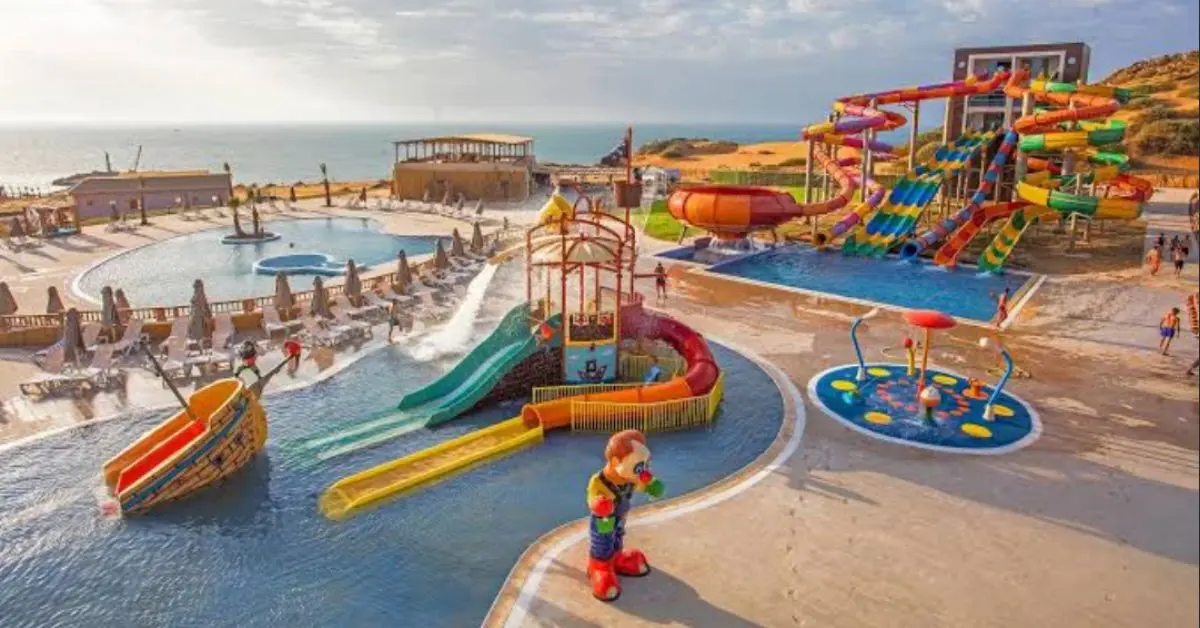 Annaba : un parc aquatique offre l’accès gratuit aux malades chroniques et aux femmes enceintes