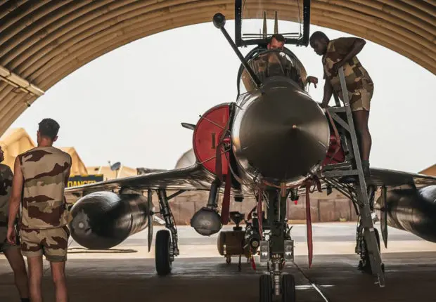 Des experts le confirment : la France a bien demandé à l’Algérie une autorisation de survol