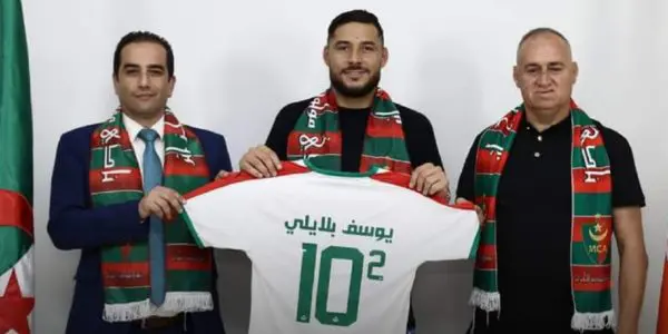 Le clan Belaïli manipule le Mouloudia, Hadj-Redjem veut quitter et les supporters envahissent le siège
